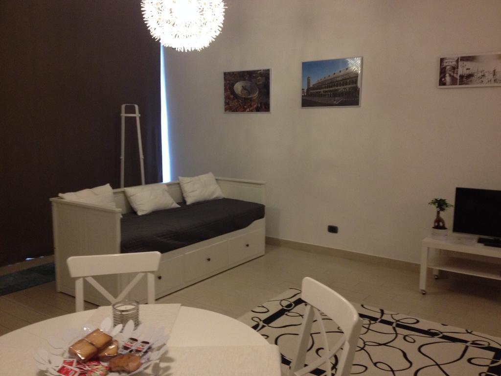 Manugoldhouse Apartman Solesino Szoba fotó