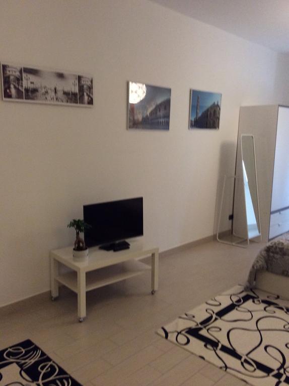 Manugoldhouse Apartman Solesino Szoba fotó