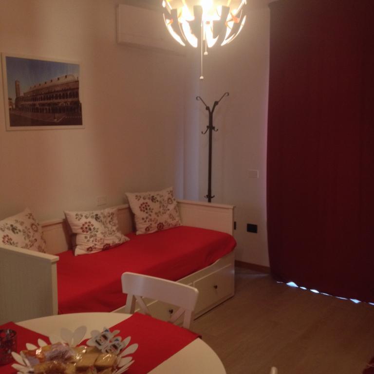 Manugoldhouse Apartman Solesino Kültér fotó